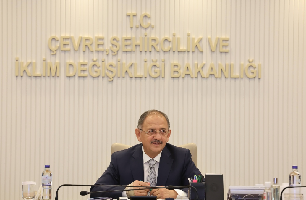 Bakan Özhaseki, “Türkiye Yüzyılı’nın” İlk Döneminde Çalışmalarına Başladı