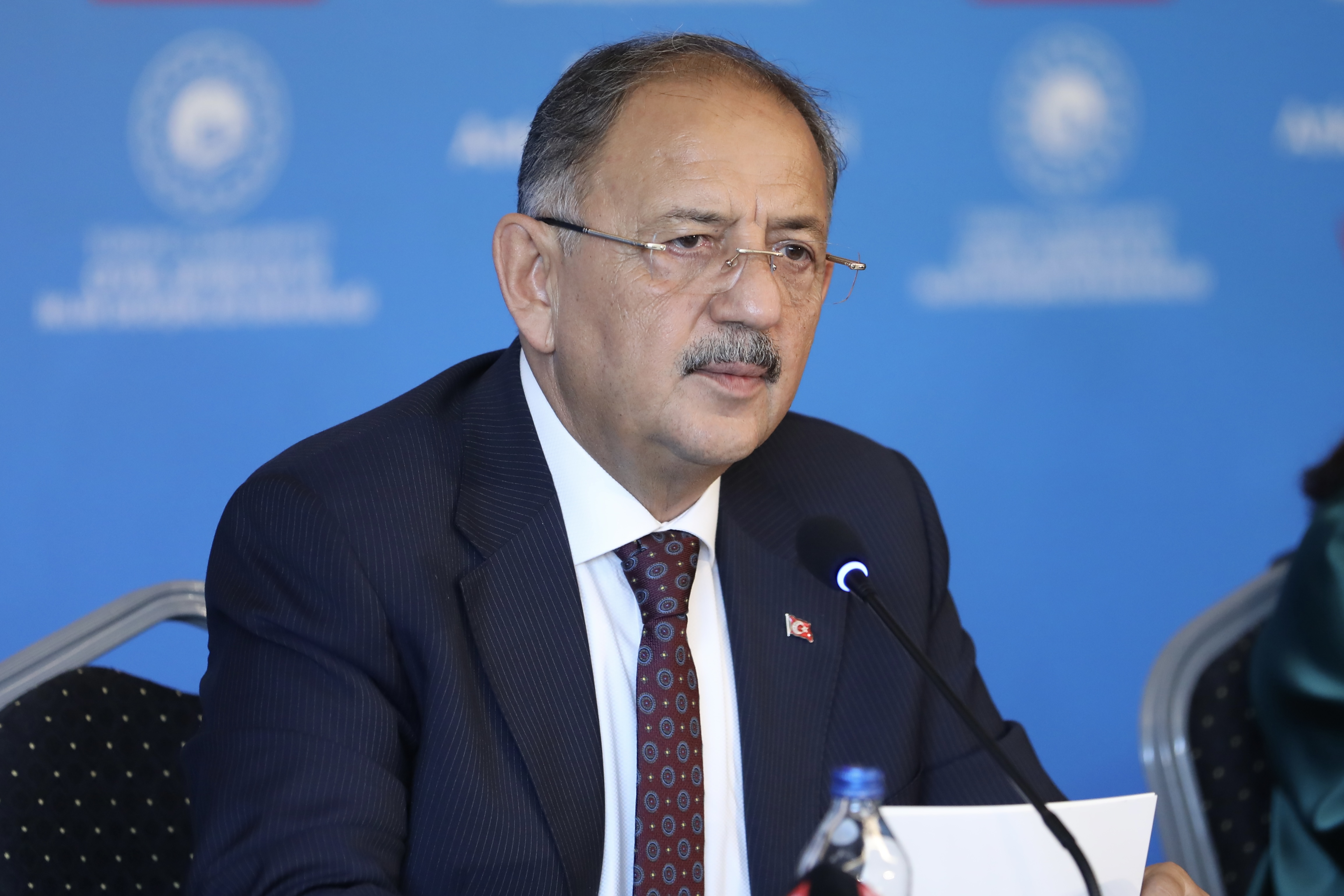 ‘YERİNDE DÖNÜŞÜM’ DEPREMZEDELERDEN YOĞUN İLGİ GÖRÜYOR