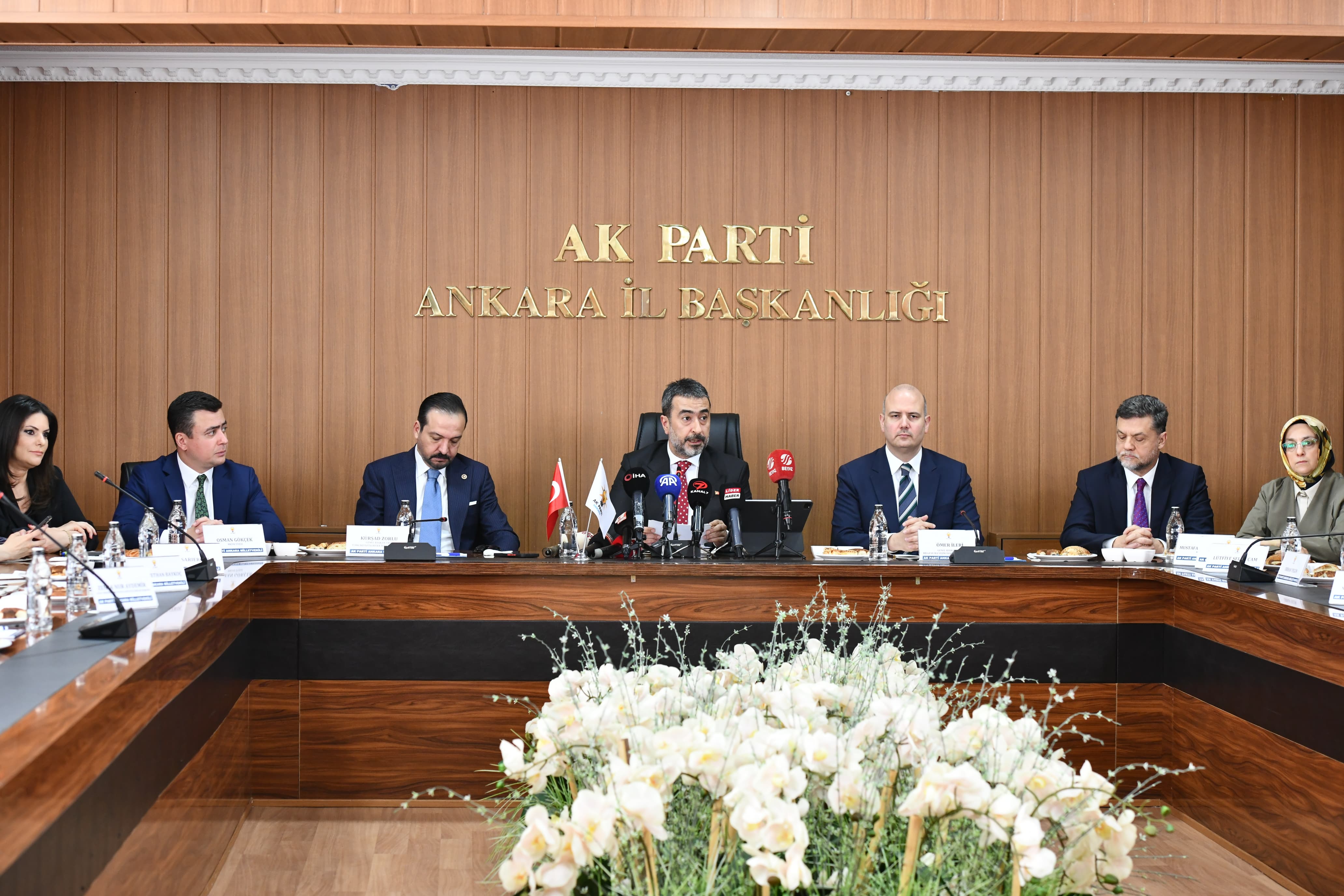 AK PARTİ ANKARA İL BAŞKANI ÖZCAN'DAN MANSUR YAVAŞ’A BARDAK VE POŞET İHALESİ TEPKİSİ: