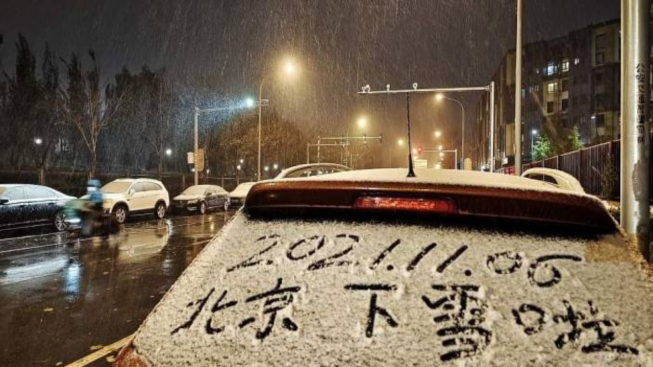 Kuzey Çin'deki Şehirlere ilk kar yağdı